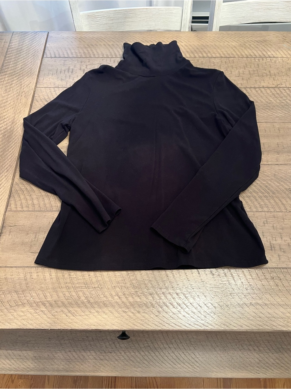 Women's Black Long-Sleeve Turtleneck Tee